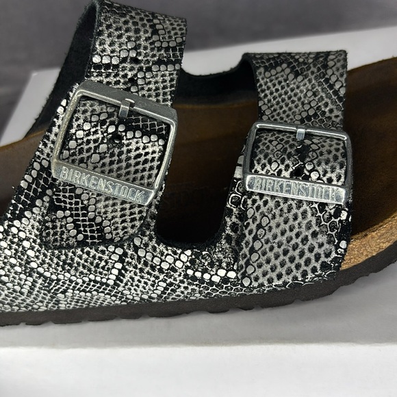 🔥🔥🔥Birkenstock Black and Gray Comfort Sandals Size: 7-7.5/38 - Picture 9 of 9